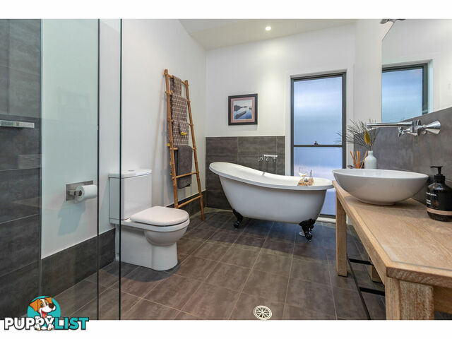 891 Locketts Crossing Road COOLONGOLOOK NSW 2423