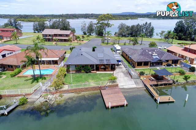 111 Taree Street TUNCURRY NSW 2428