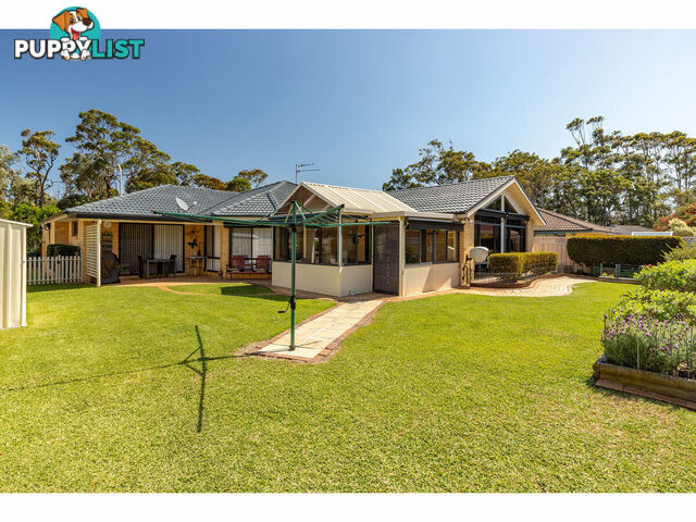 8 The Southern Parkway FORSTER NSW 2428