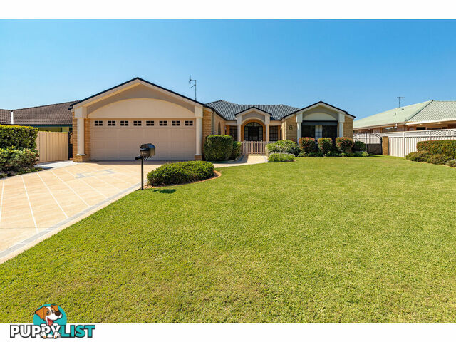 8 The Southern Parkway FORSTER NSW 2428