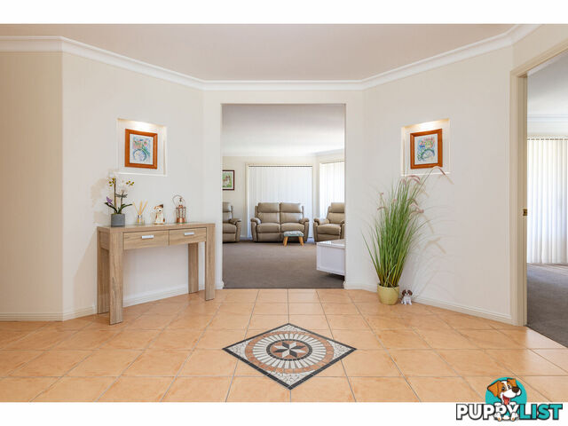 8 The Southern Parkway FORSTER NSW 2428