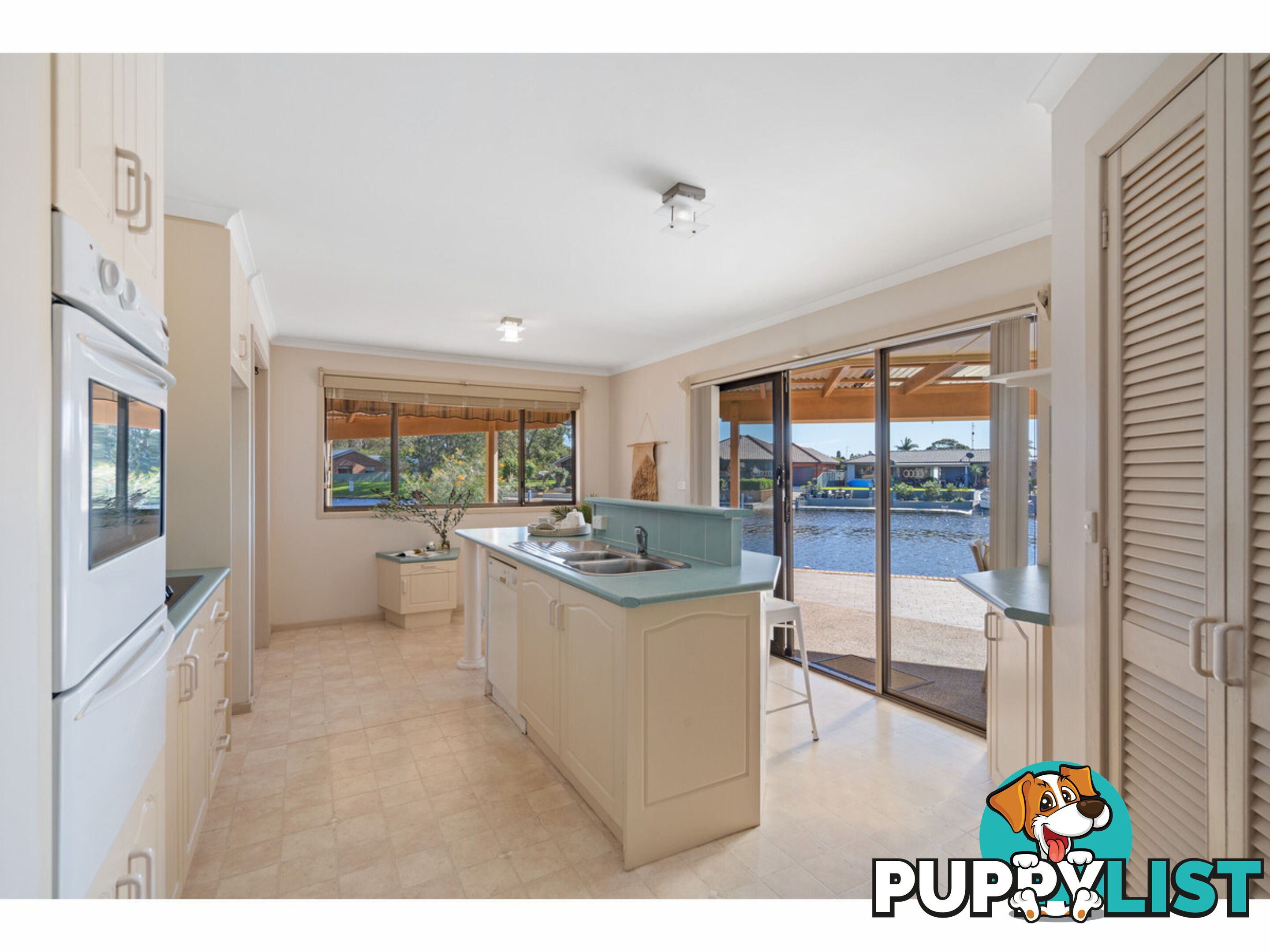 25 Bounty Key FORSTER NSW 2428