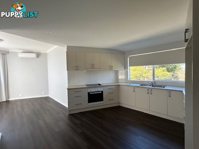 1a Coral Avenue TUNCURRY NSW 2428