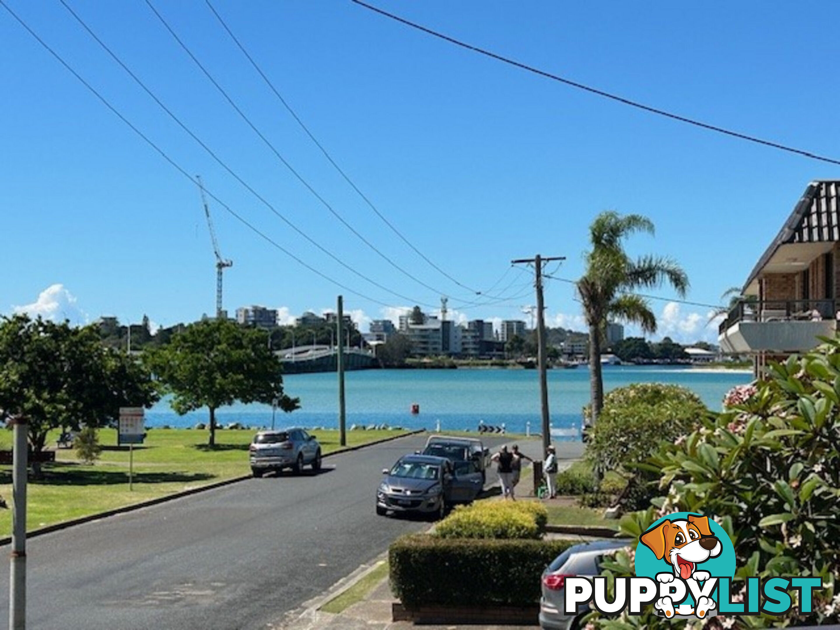 1a Coral Avenue TUNCURRY NSW 2428