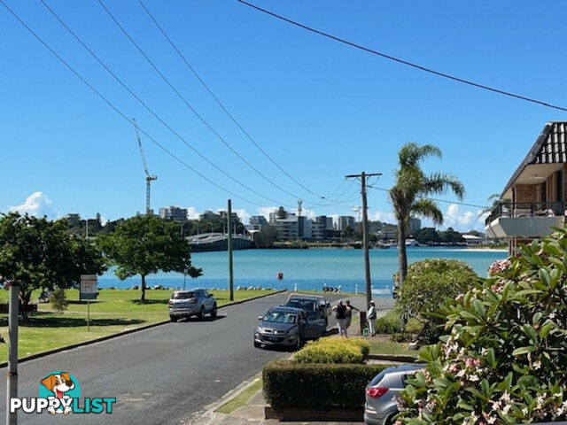 1a Coral Avenue TUNCURRY NSW 2428