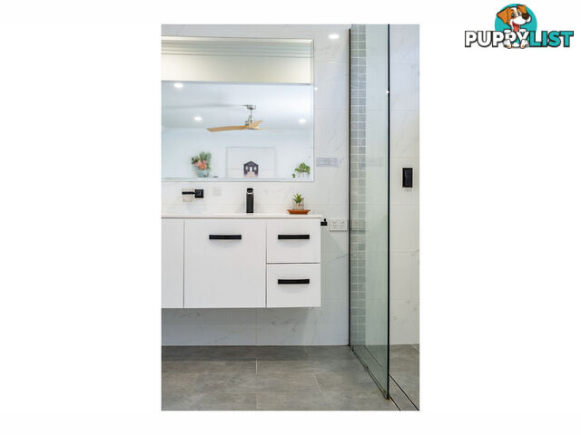 9 Guy Avenue FORSTER NSW 2428