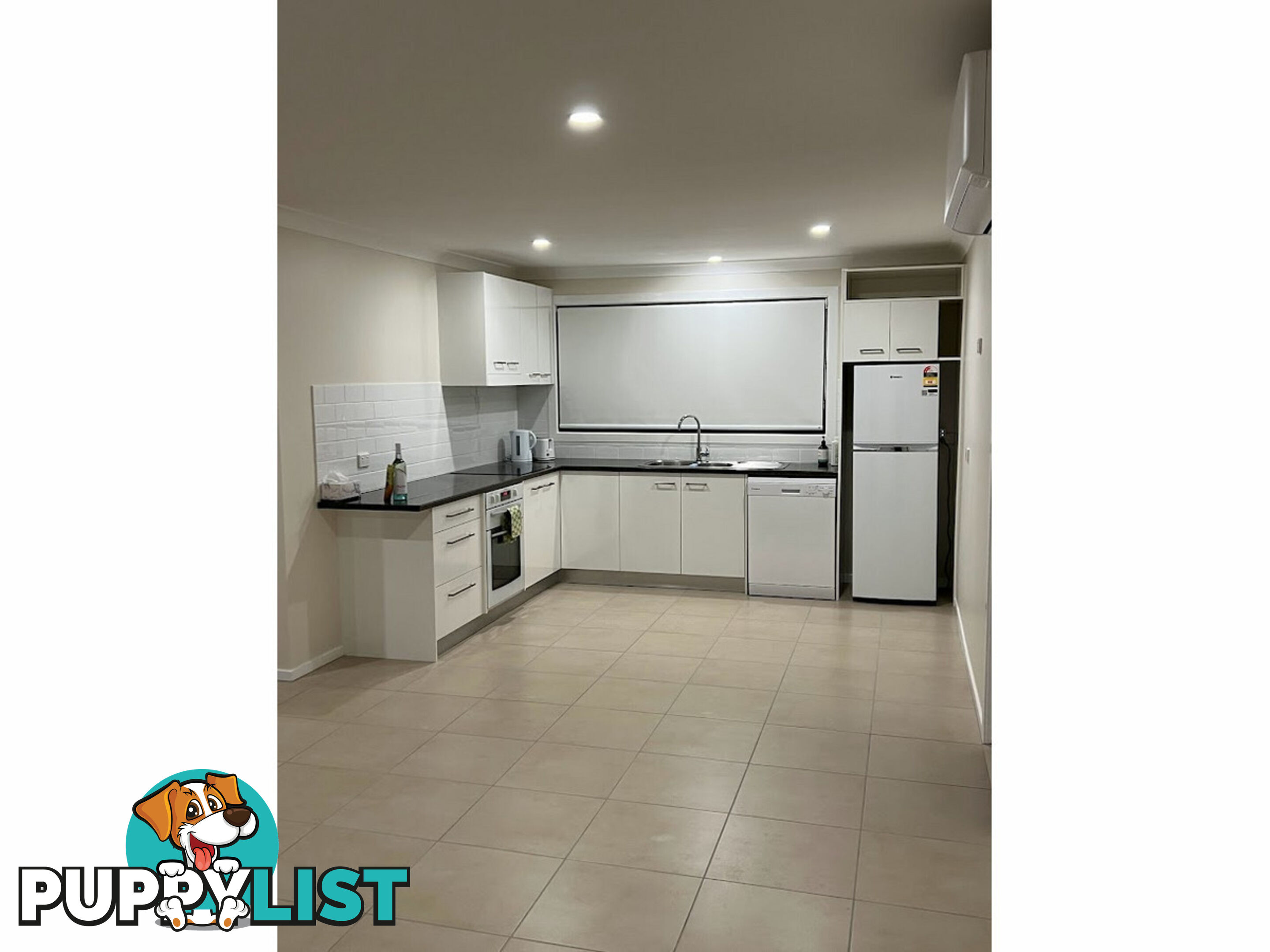 2/23 Robert Street FORSTER NSW 2428