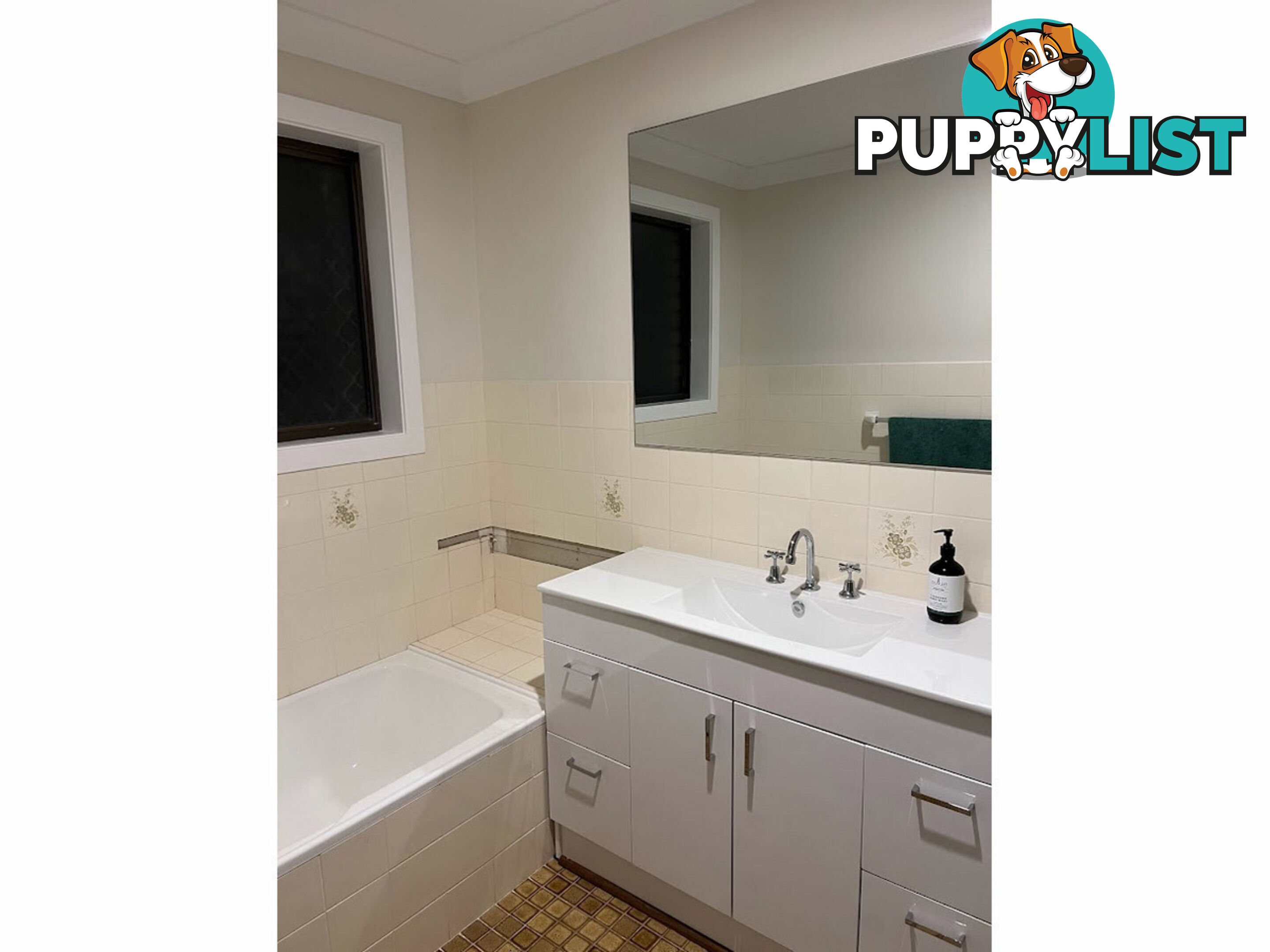 2/23 Robert Street FORSTER NSW 2428