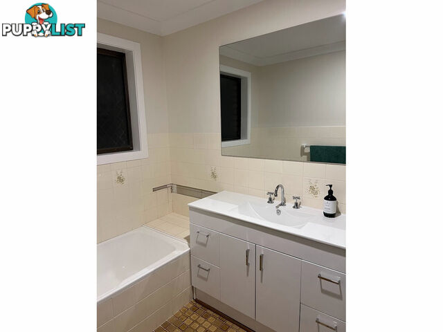 2/23 Robert Street FORSTER NSW 2428
