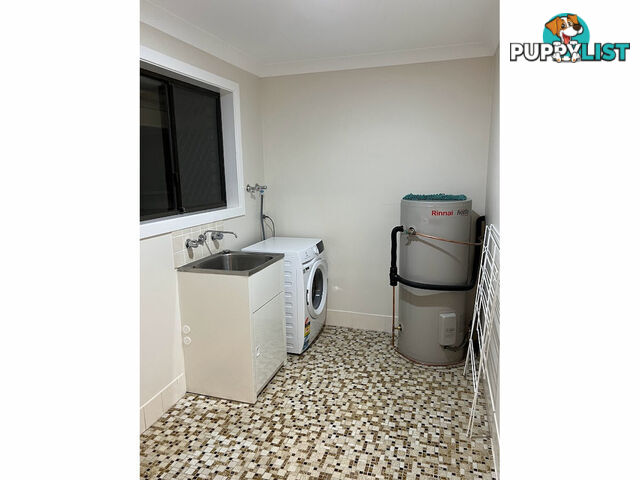 2/23 Robert Street FORSTER NSW 2428