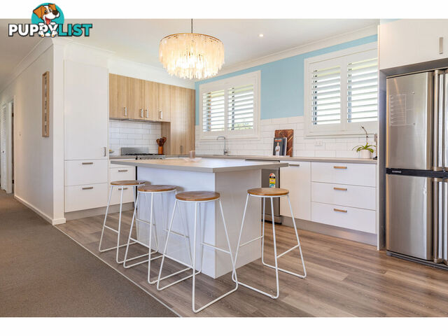 11 Hawaii Avenue FORSTER NSW 2428