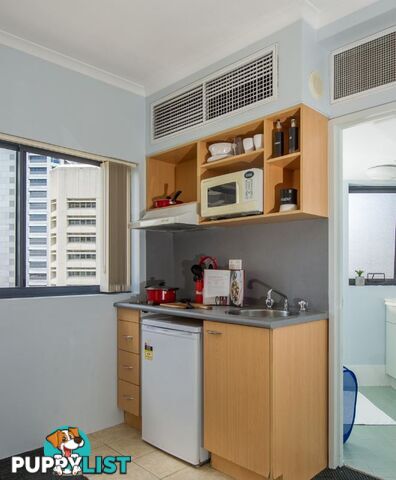 AIR-CONDITIONED - STUDIO CORNER DELUXE (1 OR 2 PERSONS) - UNILODGE ON MARGARET