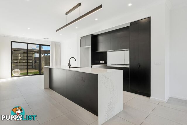 35 Saltbush Lane WEST LAKES SA 5021