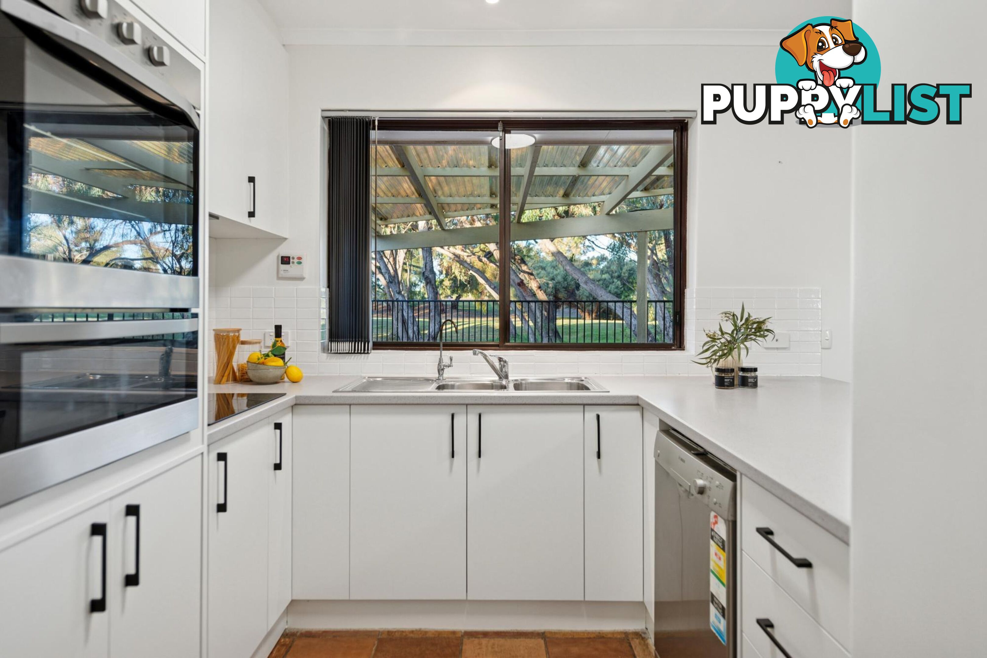 2/28 Lochside Drive WEST LAKES SA 5021