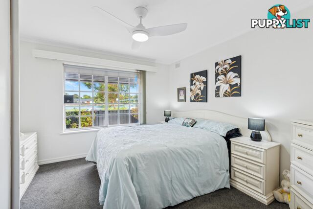 2/1 Moorea Court WEST LAKES SA 5021