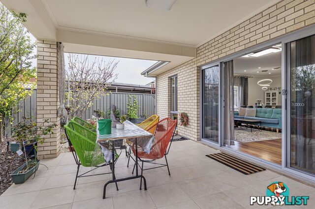 16 Huron Grove WEST LAKES SA 5021