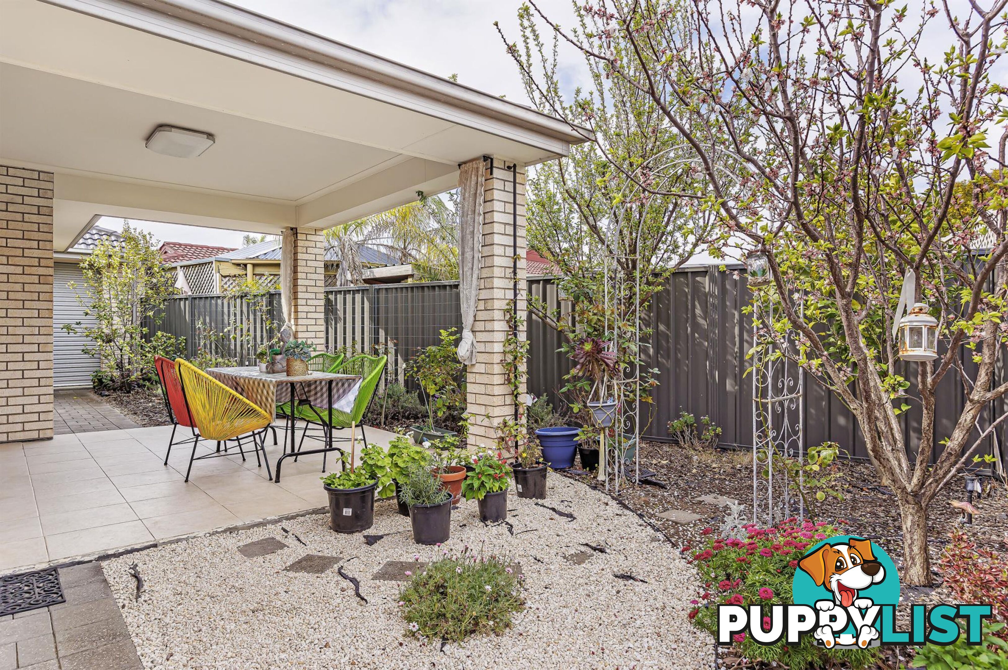 16 Huron Grove WEST LAKES SA 5021