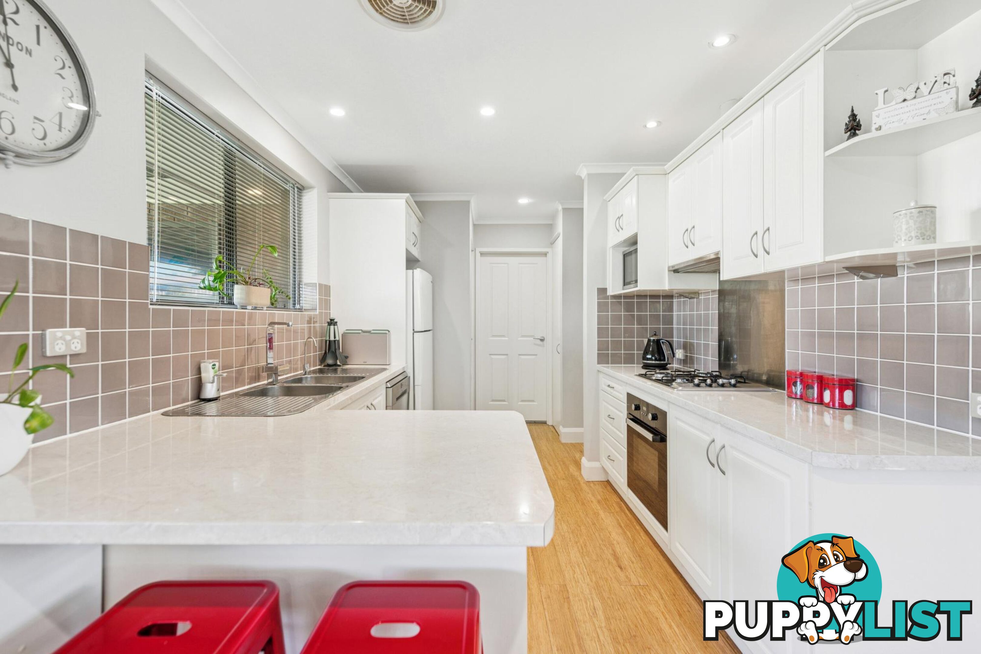 38 Lakeview Avenue WEST LAKES SA 5021
