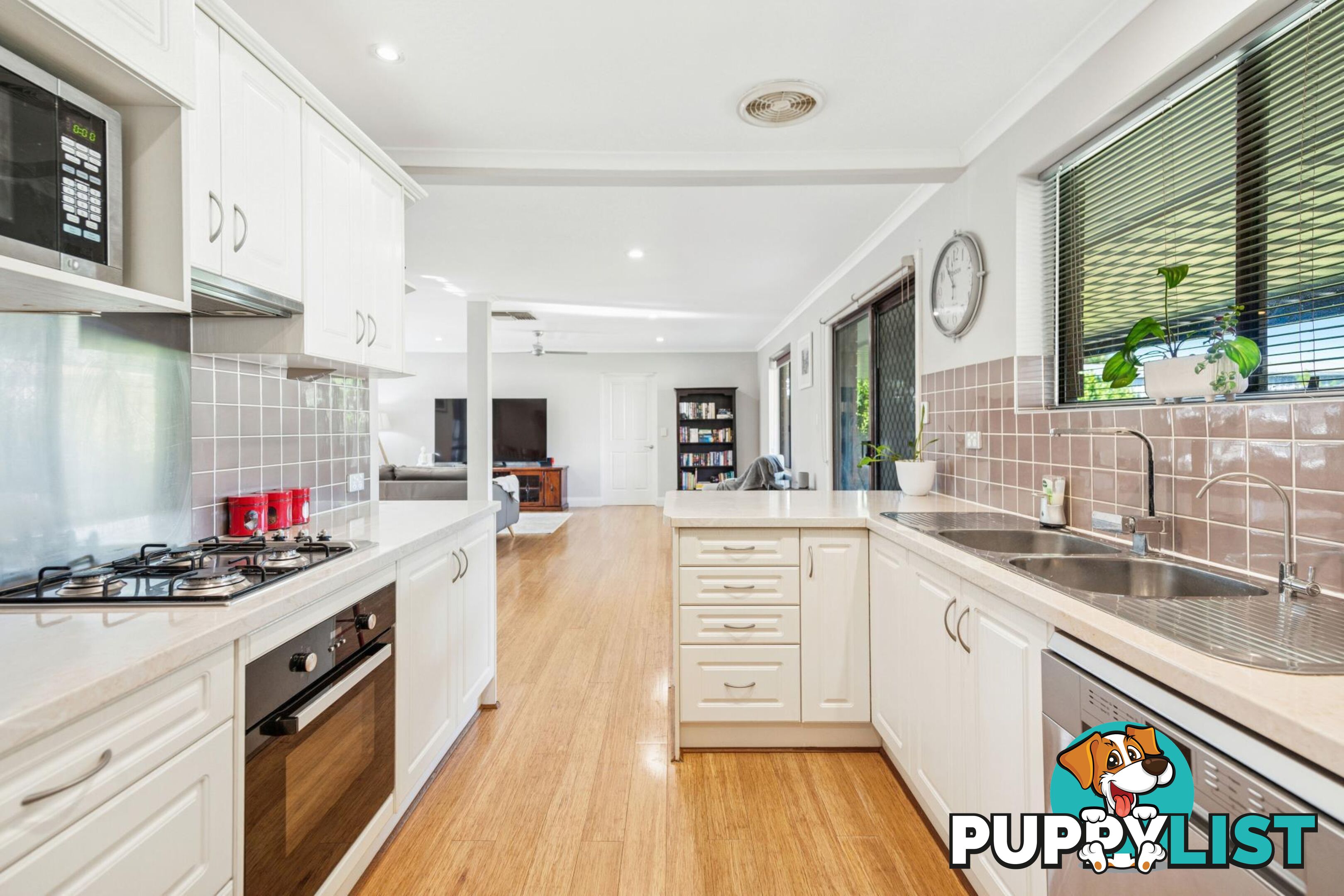 38 Lakeview Avenue WEST LAKES SA 5021
