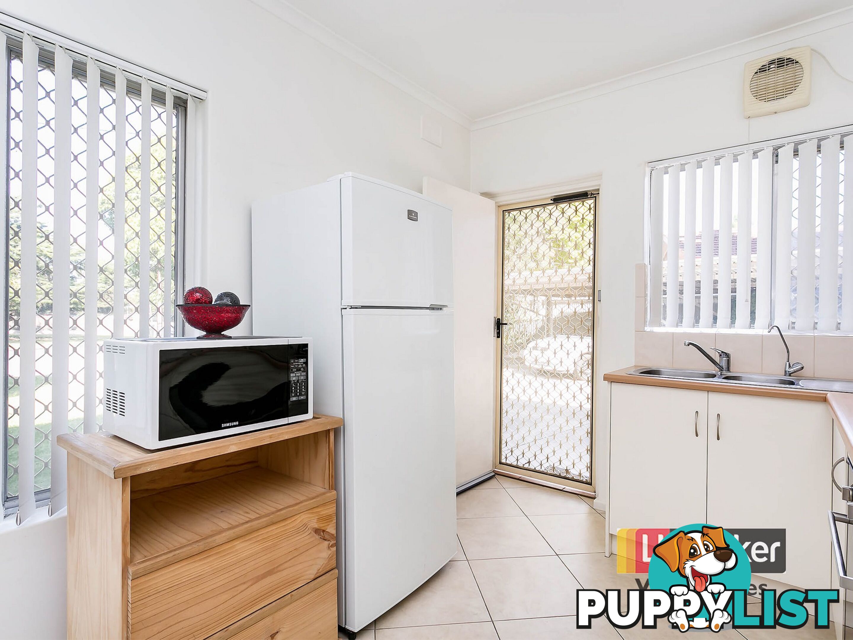 1/4 Douglas Grove GLENELG NORTH SA 5045