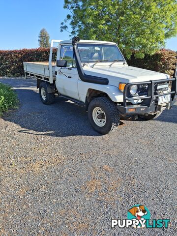 1987 Toyota Landcruiser HJ 75 Ute Manual