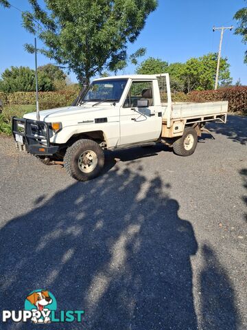 1987 Toyota Landcruiser HJ 75 Ute Manual