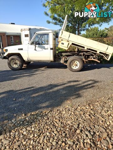 1987 Toyota Landcruiser HJ 75 Ute Manual