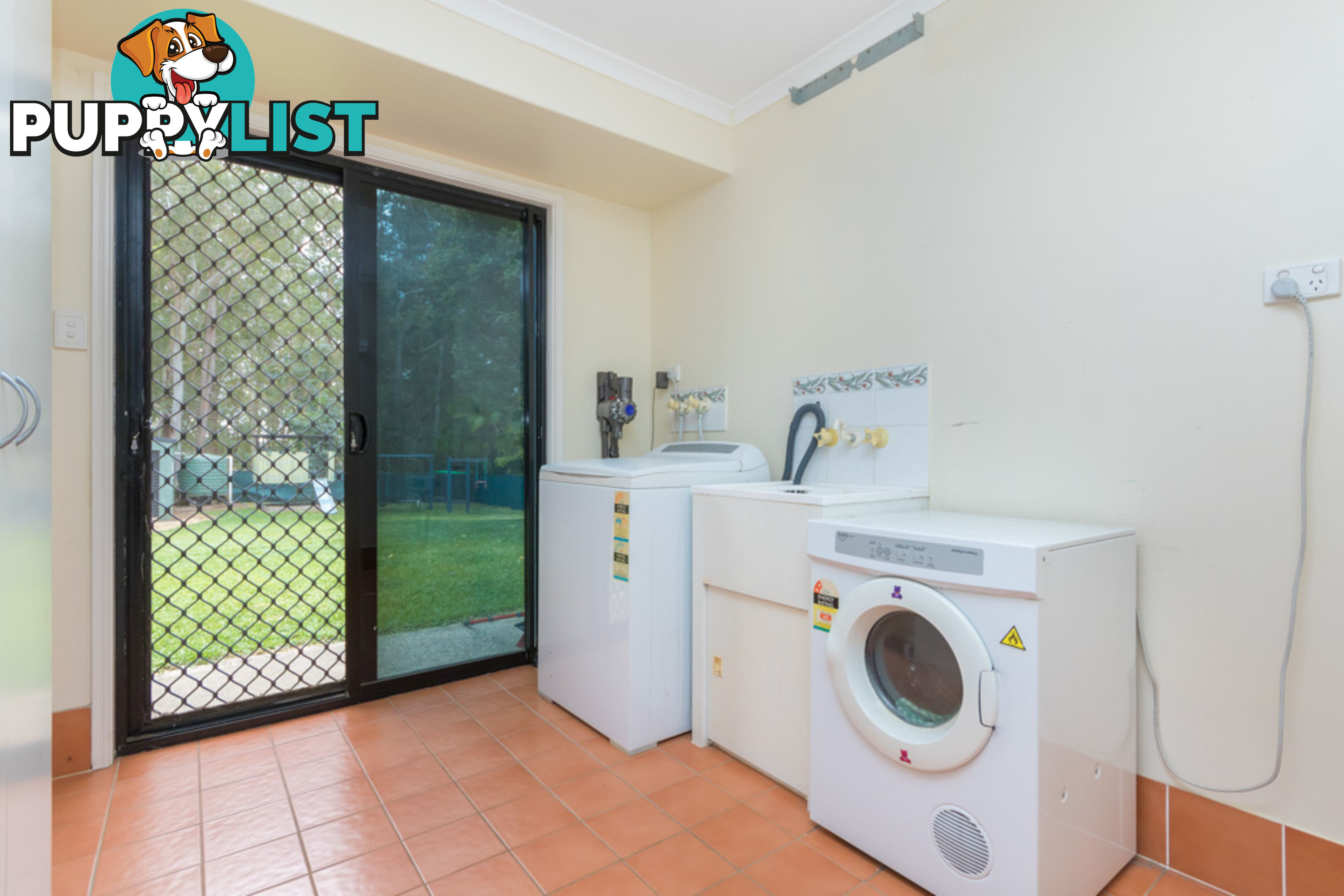 72 Station Road WAMURAN QLD 4512