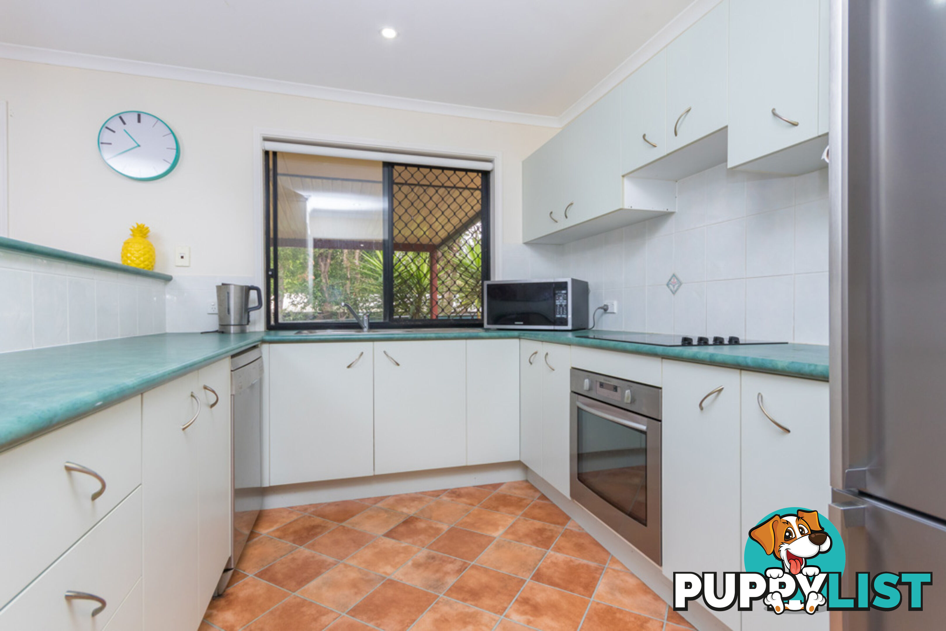 72 Station Road WAMURAN QLD 4512