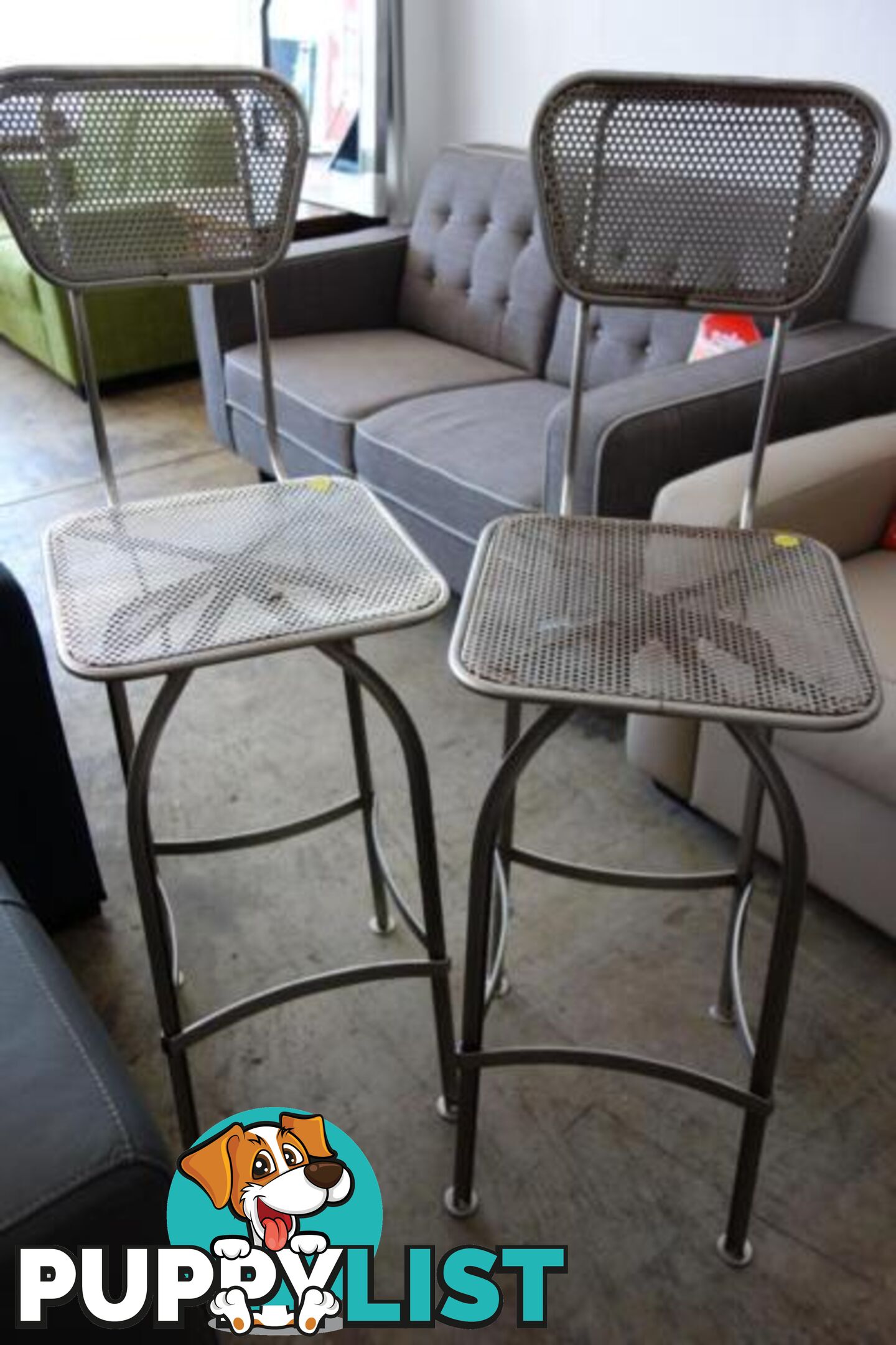 VINTAGE STOOL - - FURNITURE DISCOUNT WAREHOUSE. 50% - 80% OFF