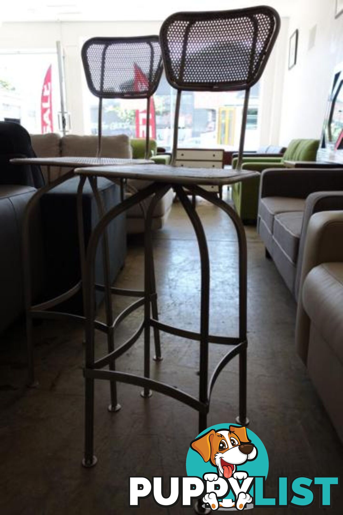 VINTAGE STOOL - - FURNITURE DISCOUNT WAREHOUSE. 50% - 80% OFF