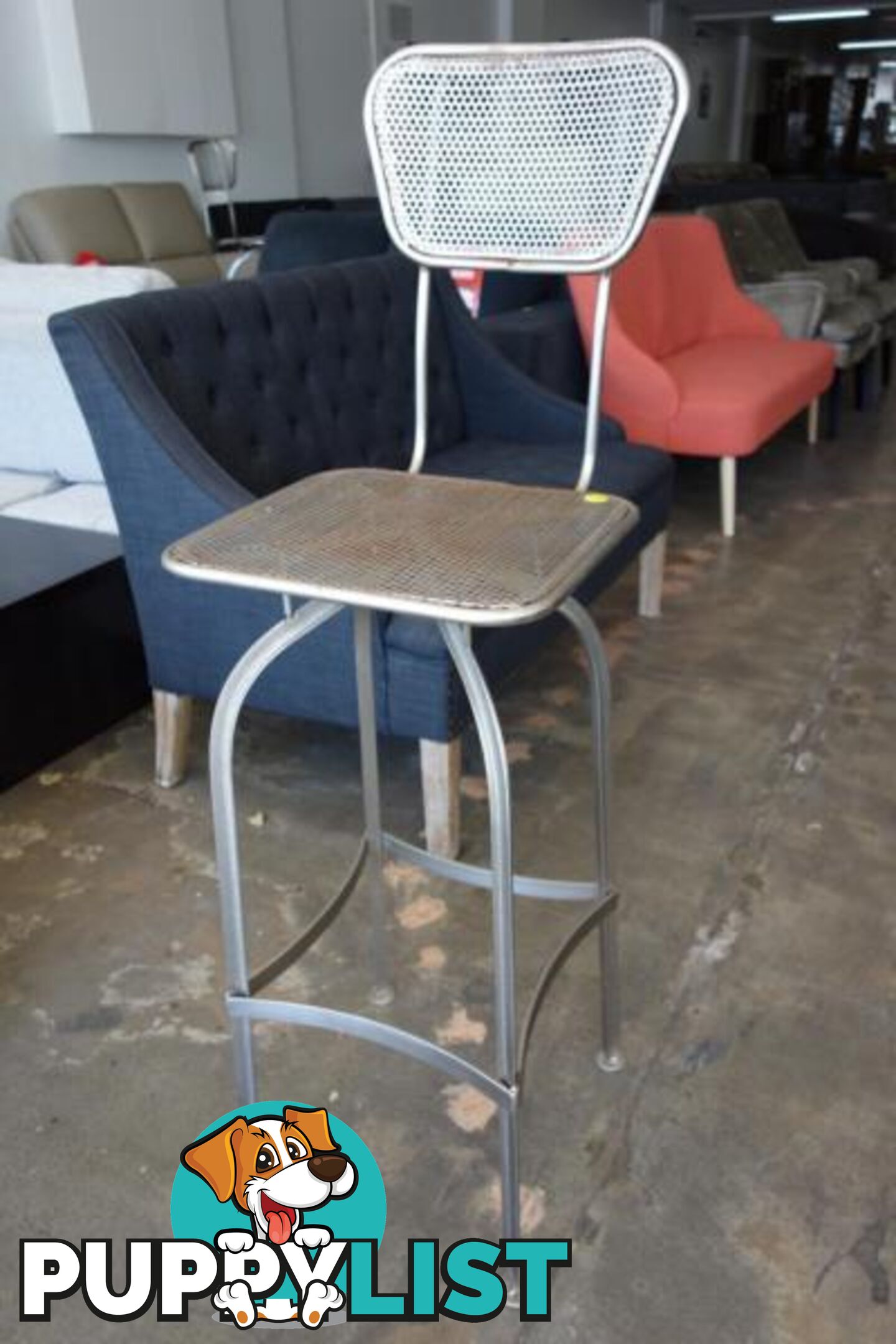 VINTAGE STOOL - - FURNITURE DISCOUNT WAREHOUSE. 50% - 80% OFF