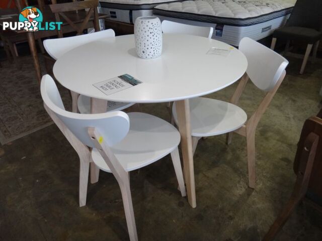 BRAND NEW SCANDI 5 PIECE DINING SET - CLEARANCE OUTLET