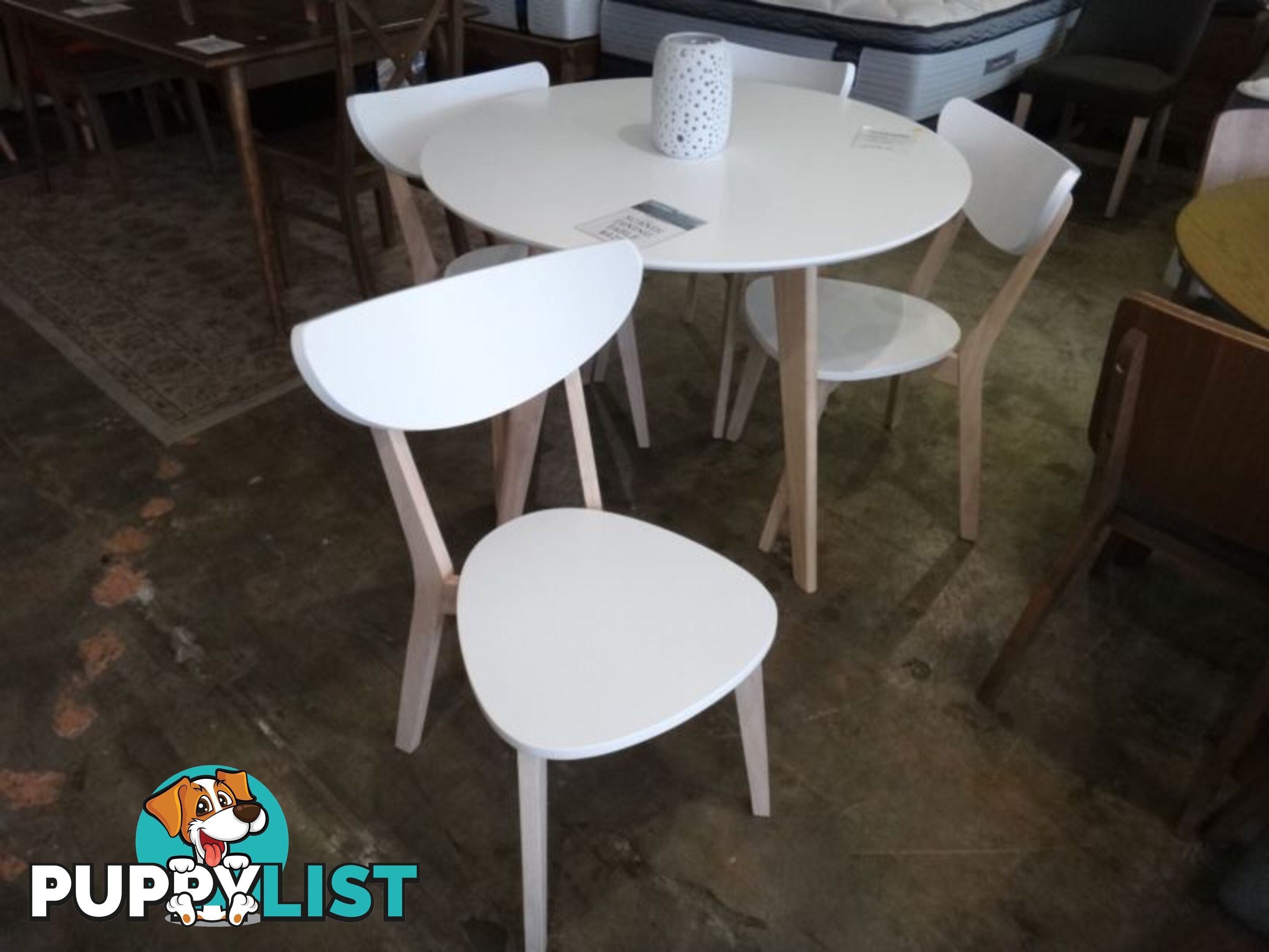 BRAND NEW SCANDI 5 PIECE DINING SET - CLEARANCE OUTLET