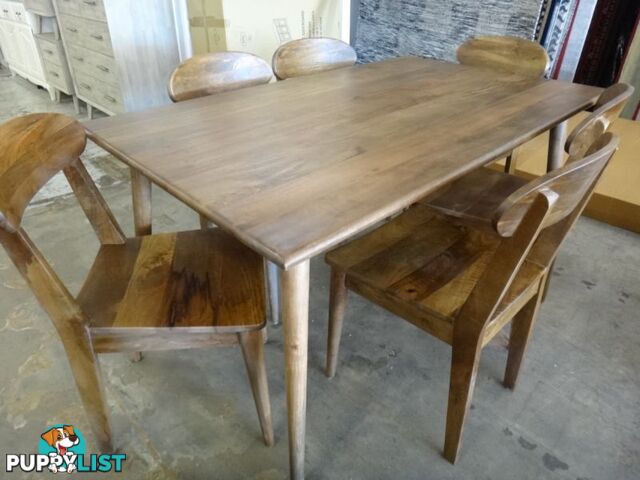 NEW RETRO DINING TABLE - WE DO FINANCE!