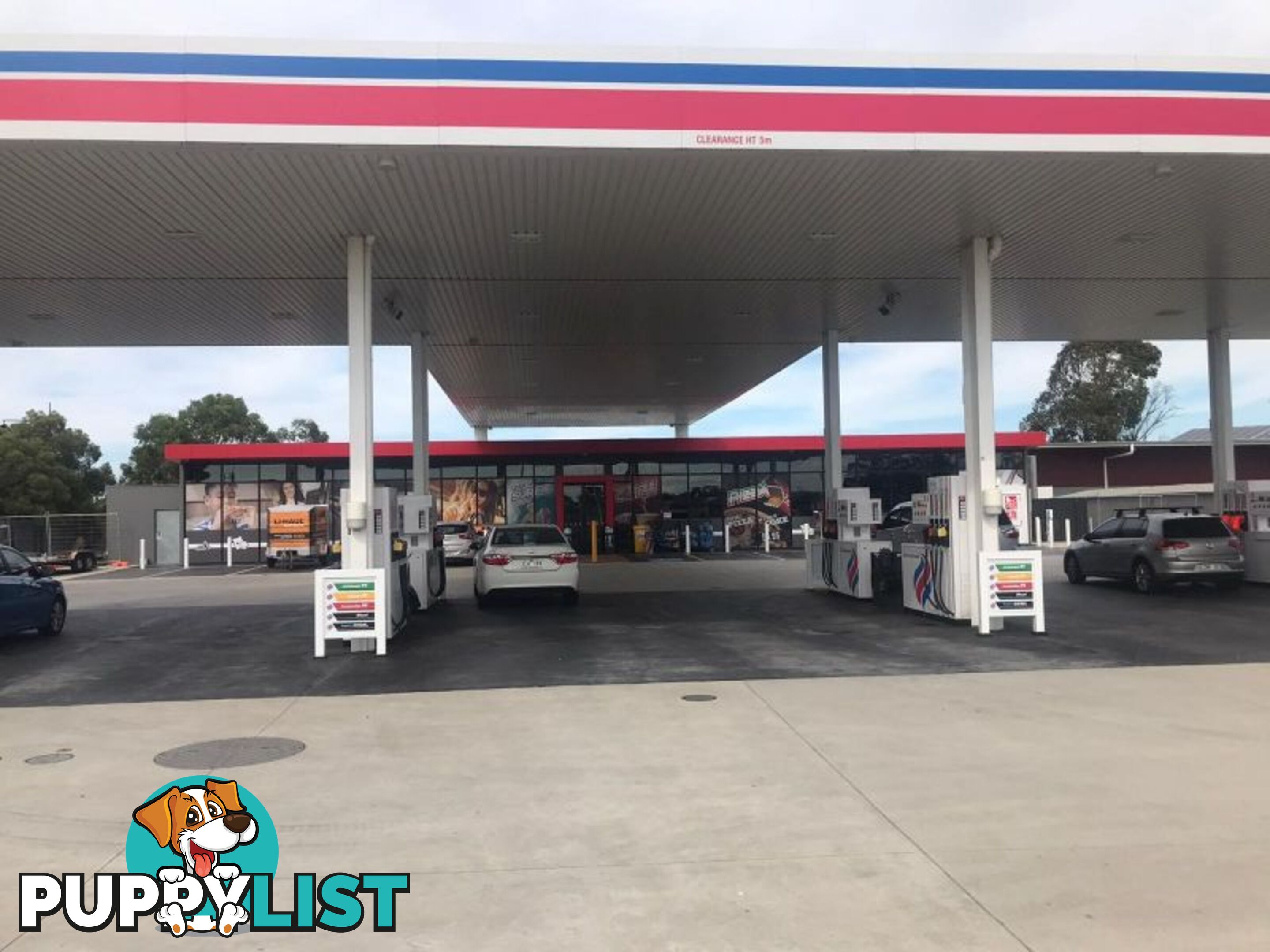 Shop 2/32-34 Racecourse Road Pakenham VIC 3810