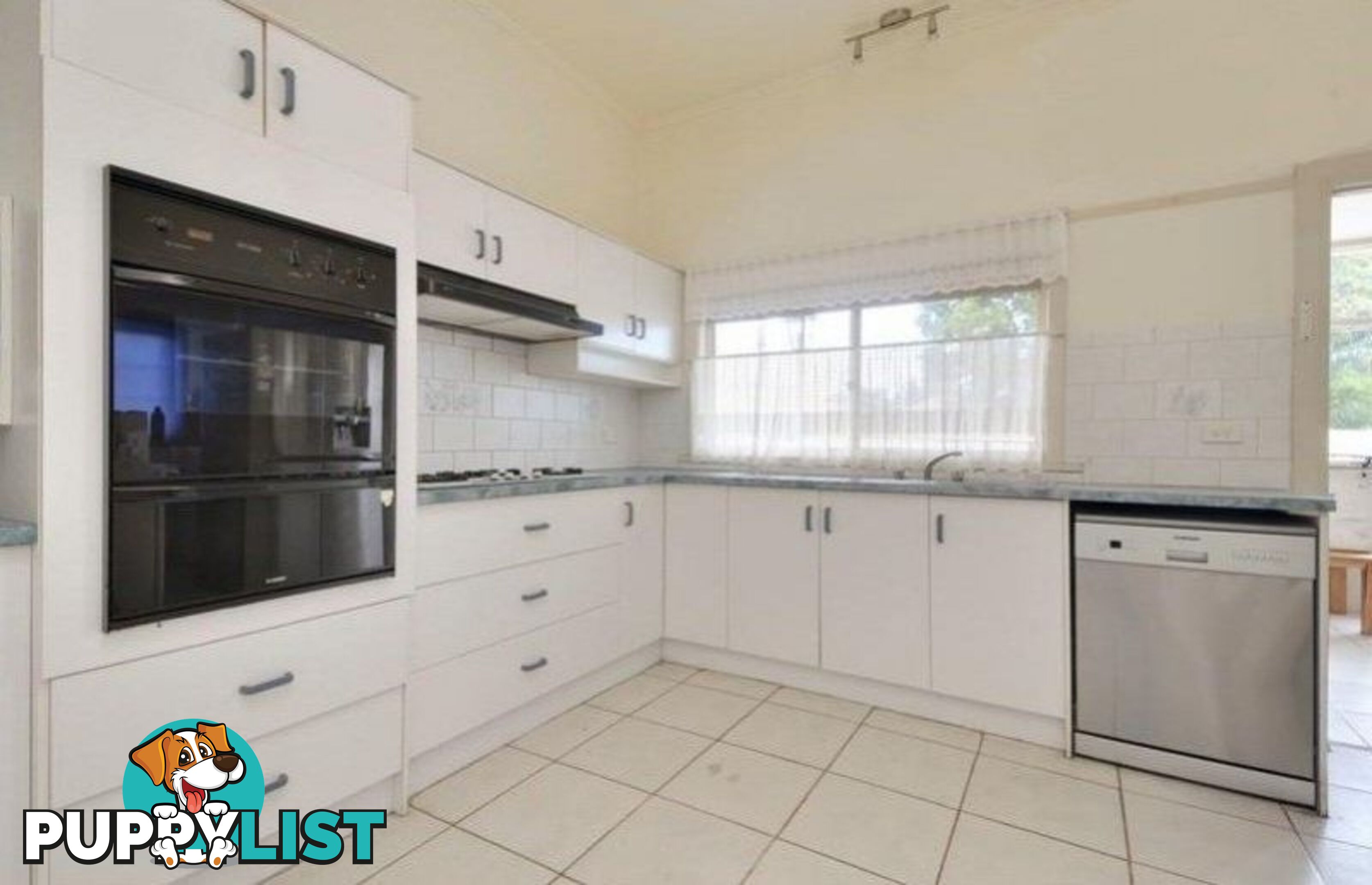 13 Avondale Road Morwell VIC 3840