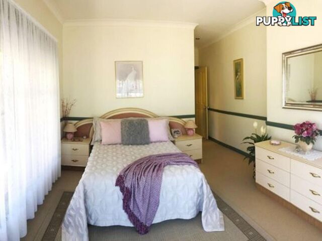 6 Poidevin Place Dubbo NSW 2830