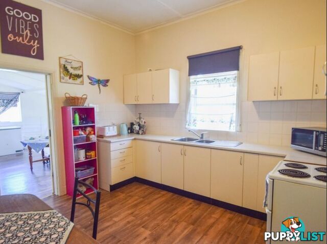 19 Wombat Street Young NSW 2594