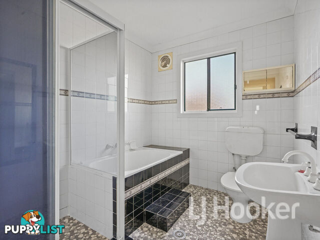 24 Waratah Crescent SANCTUARY POINT NSW 2540