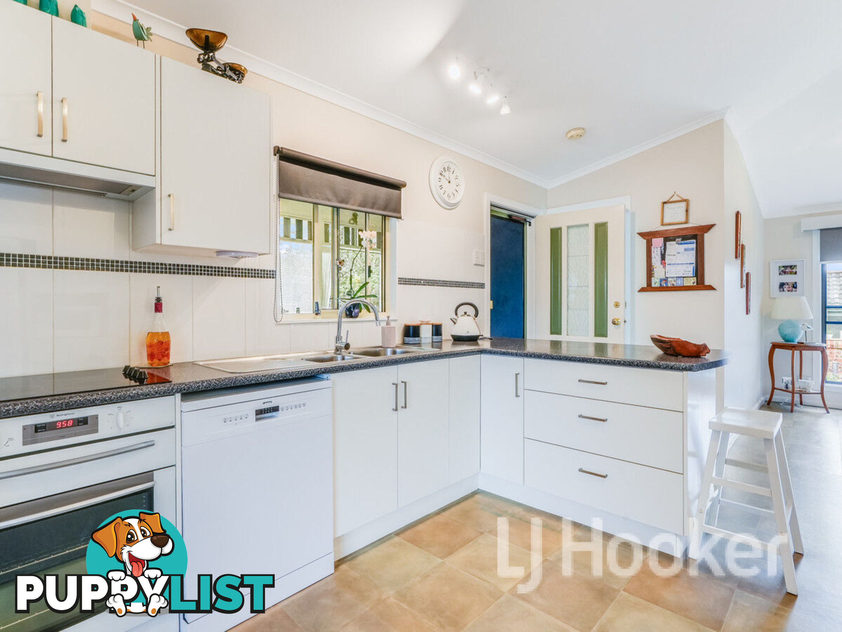 127 Warrego Drive SANCTUARY POINT NSW 2540