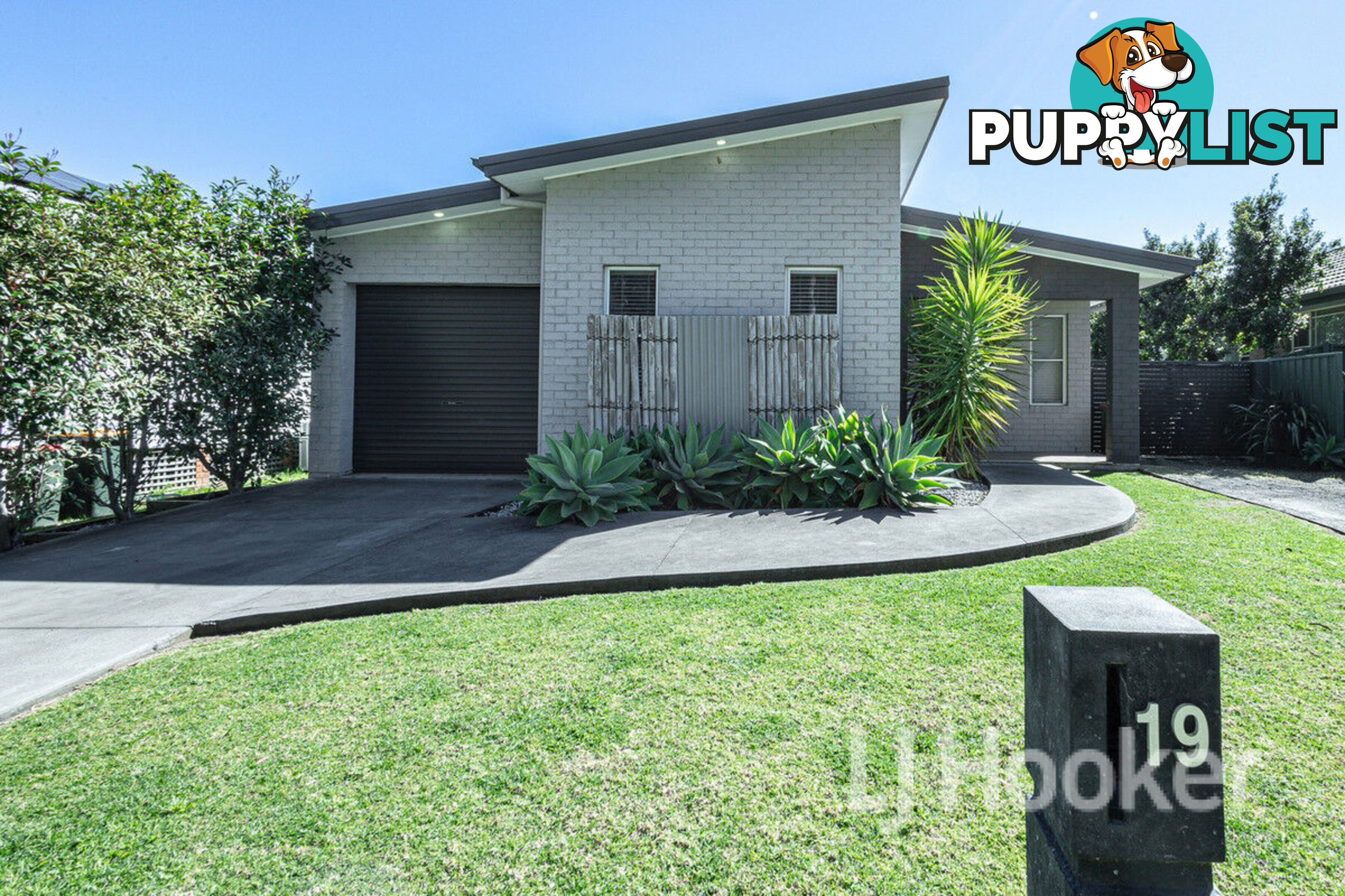 19 Hewitt Avenue ST GEORGES BASIN NSW 2540