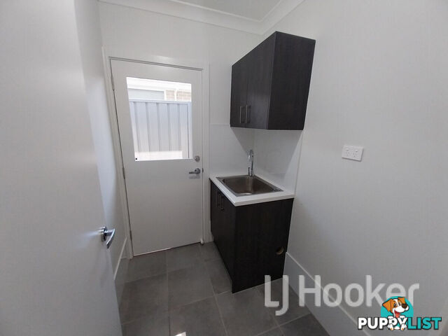 5 Gracilis Rise SOUTH NOWRA NSW 2541