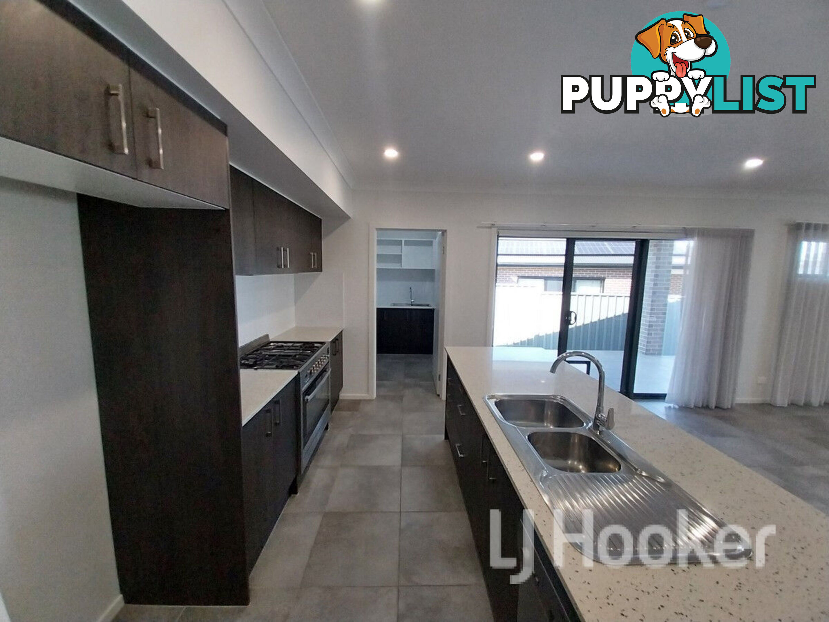 5 Gracilis Rise SOUTH NOWRA NSW 2541
