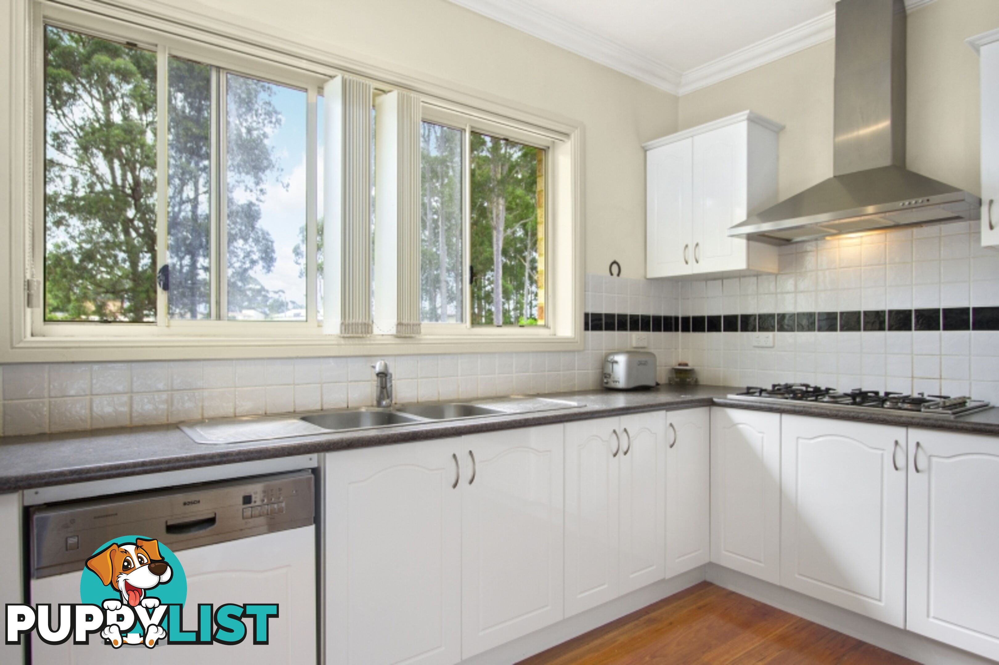 25 Kennedy Crescent DENHAMS BEACH NSW 2536