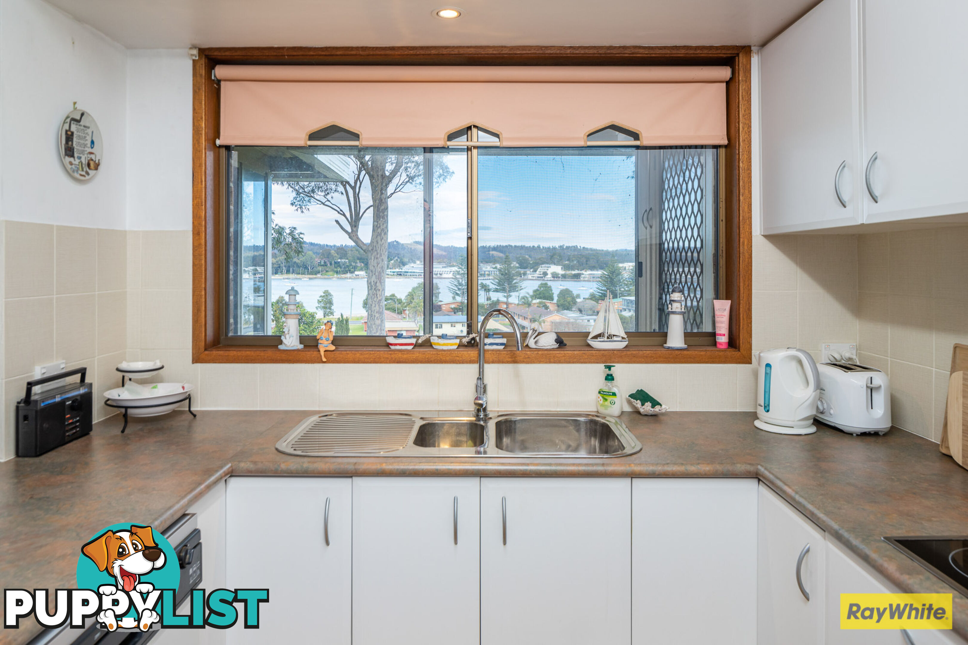 2/10 Peninsula Drive NORTH BATEMANS BAY NSW 2536