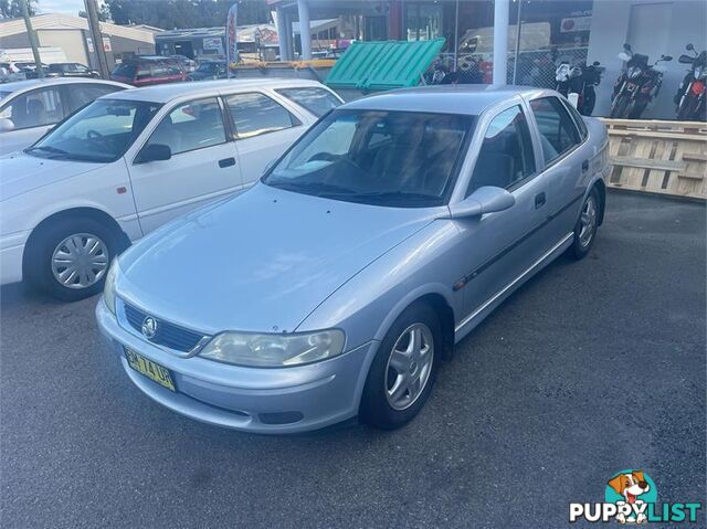 1999 HOLDEN VECTRA GL JS 4D SEDAN