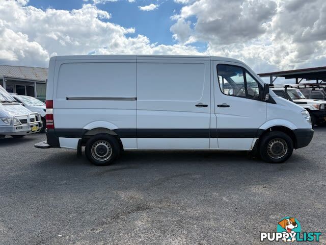 2007 MERCEDES-BENZ SPRINTER   COMMERCIAL, 4 DOORS, 2 SEATS