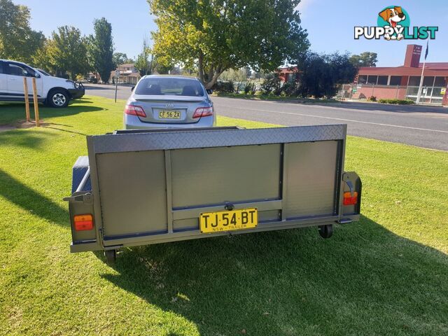 AUSTRAILER 8 X 5 MANUAL TIPPER TRAILER (NEW)