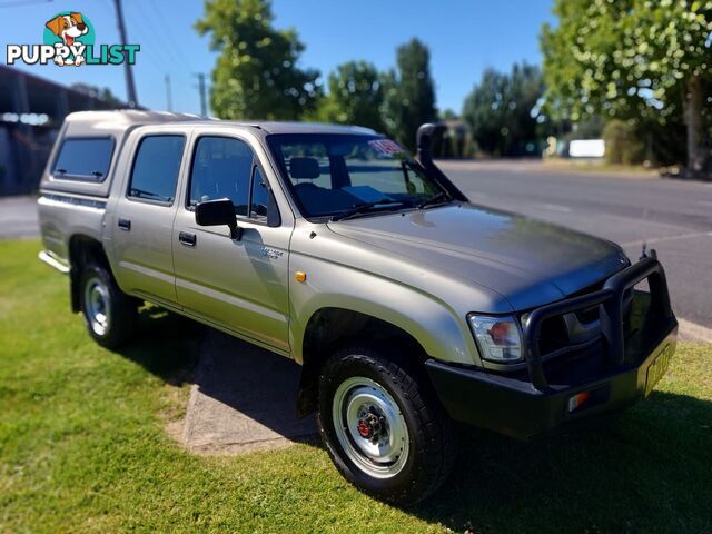 2002 TOYOTA HILUX SR5 (4X4) KZN165R UTE TRAY, 4 DOORS, 5 SEATS